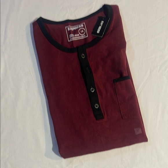 Express Red and Black Short Sleeve Tee Casual Knit - Picture 6 of 6